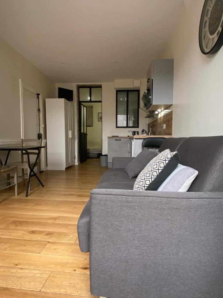 Lyon Standing Historic City Apartment ภายนอก รูปภาพ