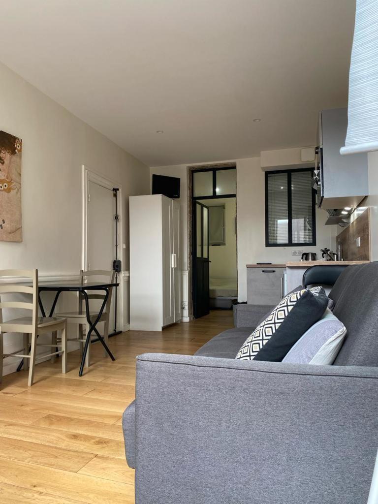 Lyon Standing Historic City Apartment ภายนอก รูปภาพ